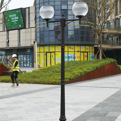 Hotel Rasen Straßenlaternen Europäische dekorative antike Aluminium Post Yard im Freien wasserdicht mit Pole Garten Licht